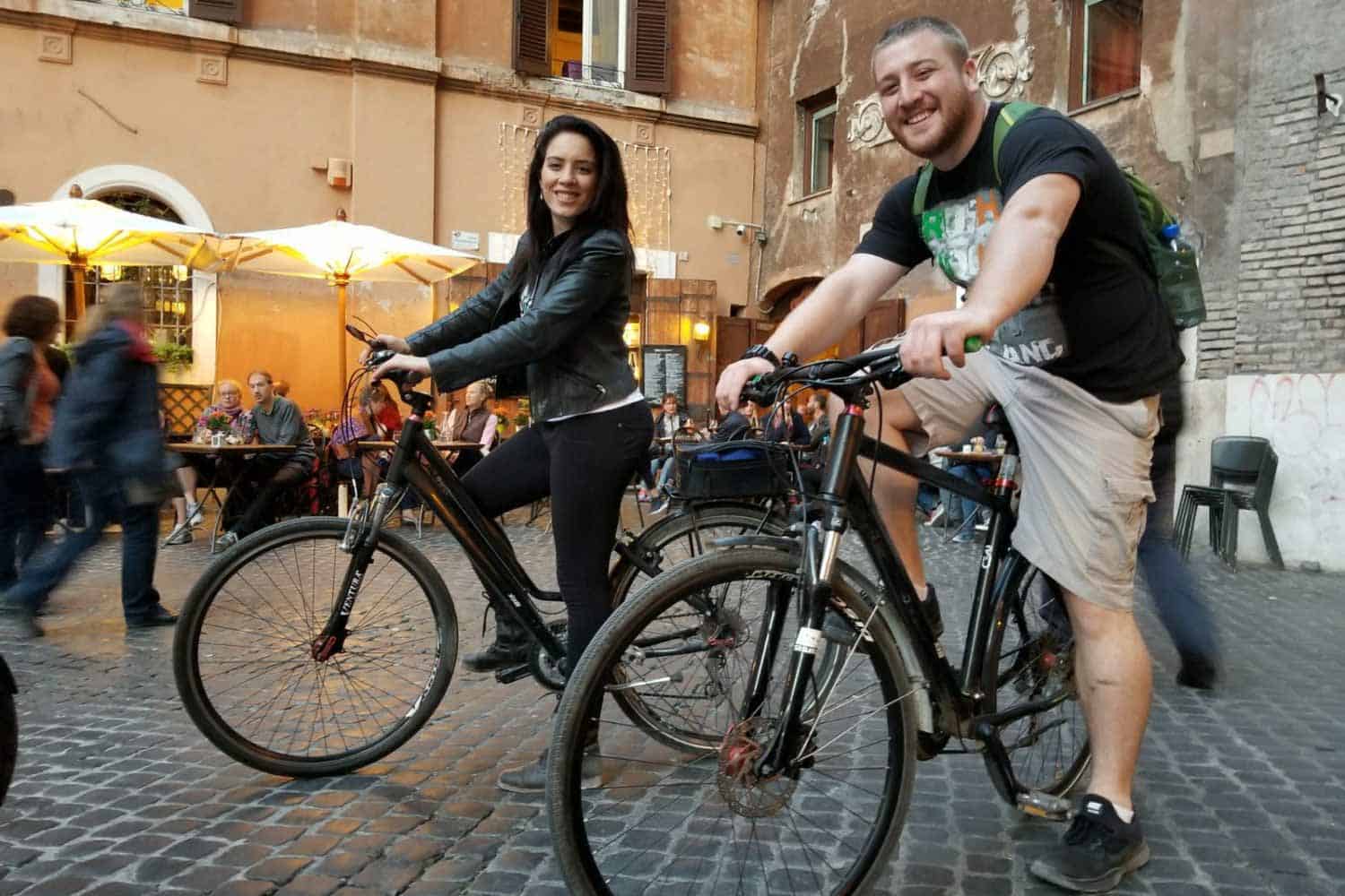 Capture the atmosphere of the Trastevere neighborhood by bike